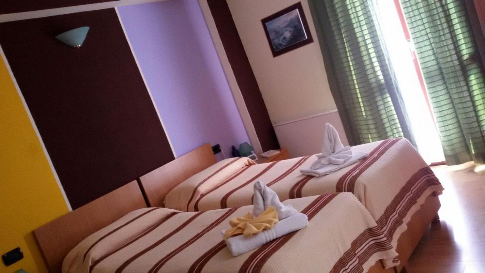 Hotel Pigna D'Oro คีเอซา อิน วัลมาเลนโก ภายนอก รูปภาพ